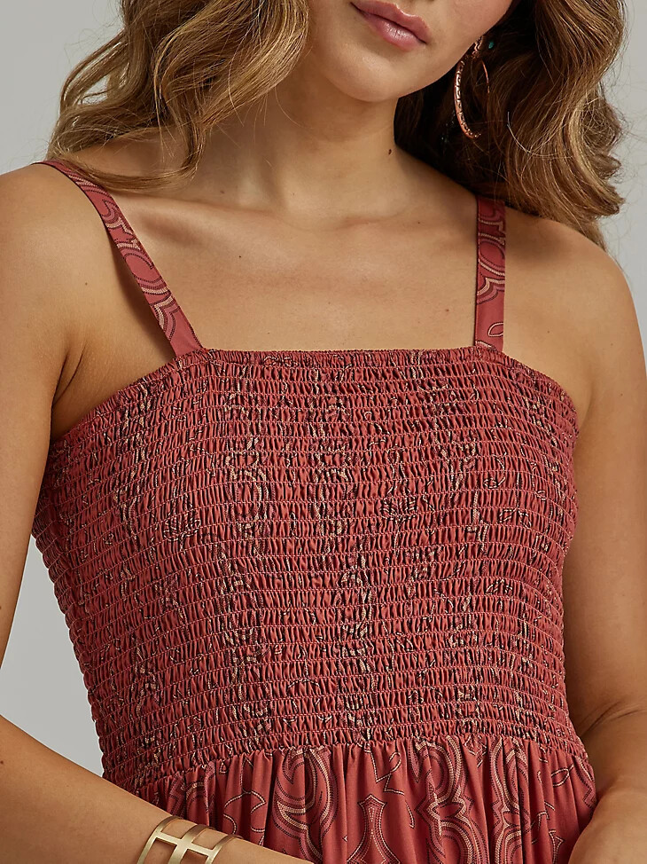 abito lungo da donna con corpino arricciato color ruggine