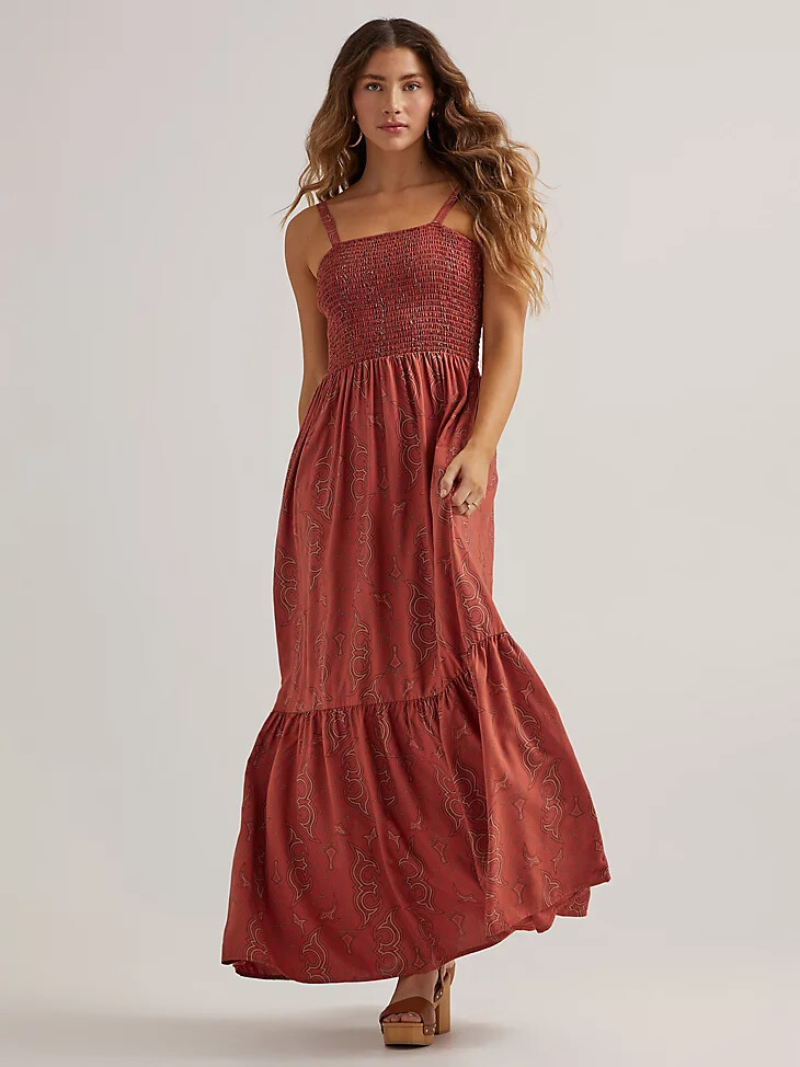 abito lungo da donna con corpino arricciato color ruggine