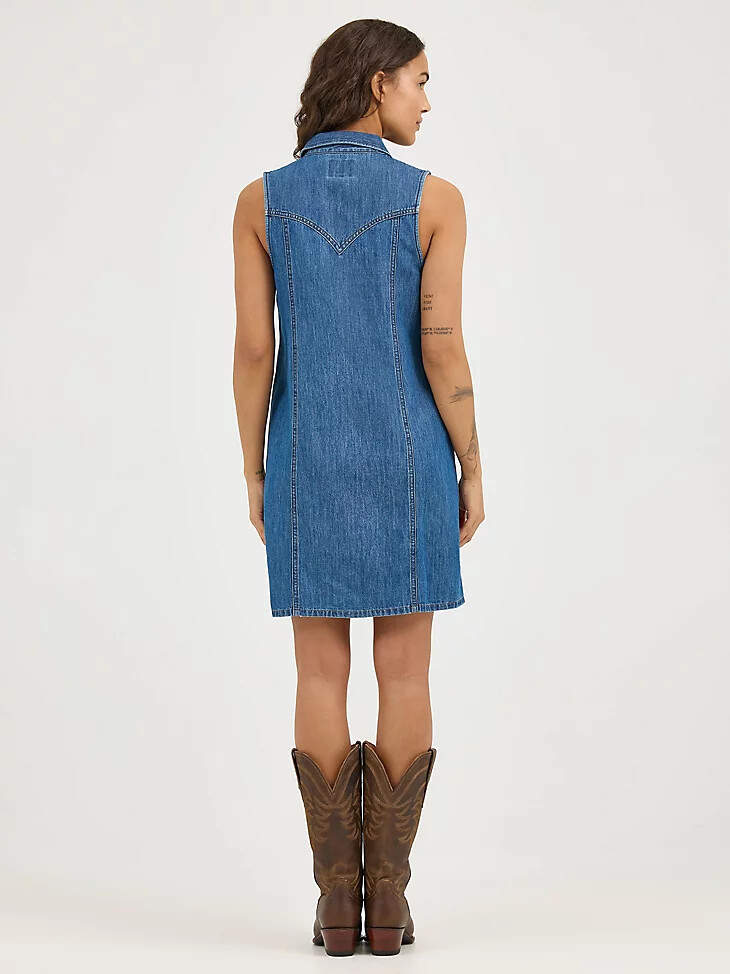 abito da donna in denim color nebbia di prato