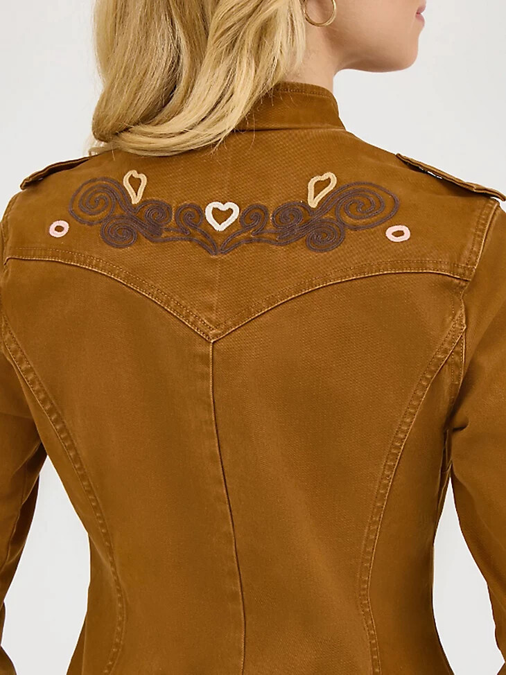 giacca utility ricamata wrangler x lainey wilson vestaglia da monaco