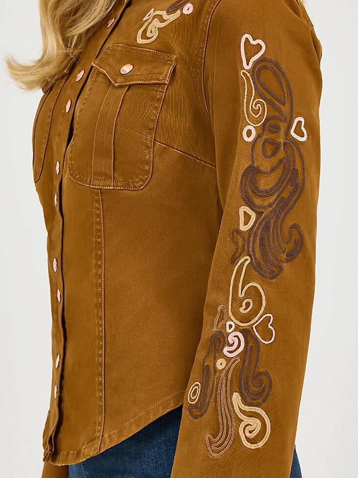 giacca utility ricamata wrangler x lainey wilson vestaglia da monaco