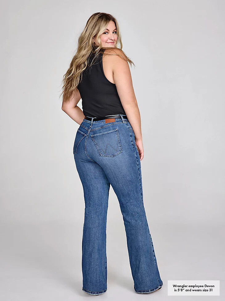 jeans a zampa a vita alta wrangler bespoke da donna modello lily