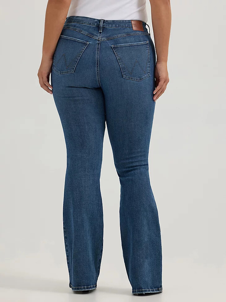 jeans a zampa a vita alta wrangler bespoke da donna modello lily