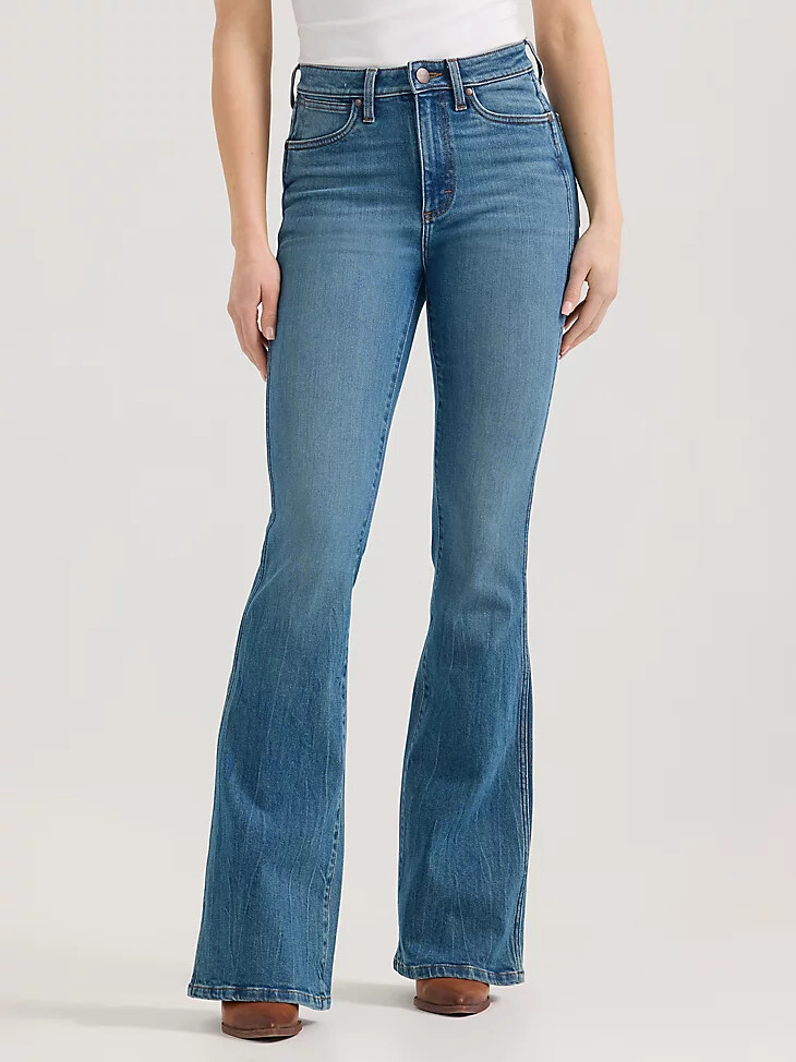 jeans a zampa delefante a vita alta wrangler retro bailey da donna collins