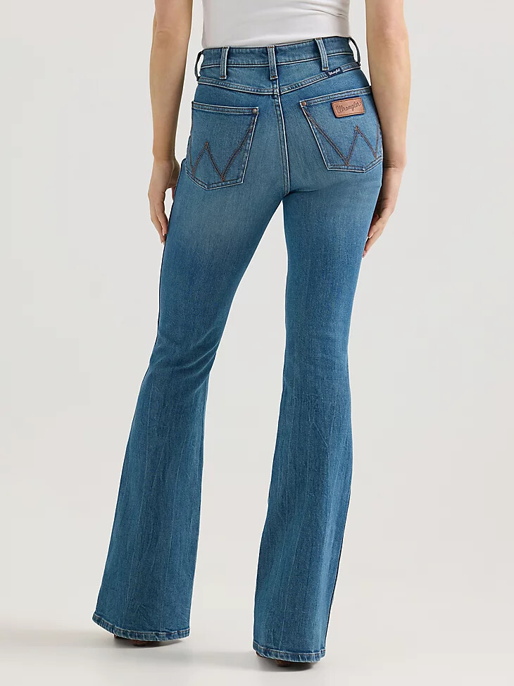 jeans a zampa delefante a vita alta wrangler retro bailey da donna collins