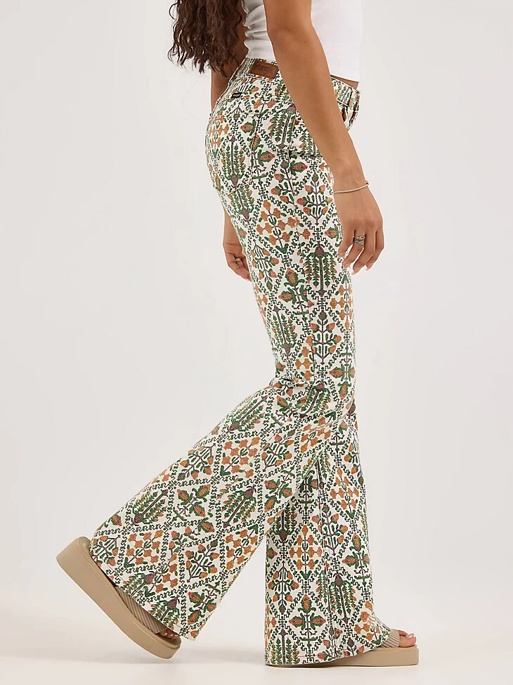 jeans da donna con stampa laser e svasatura fierce vintage garden
