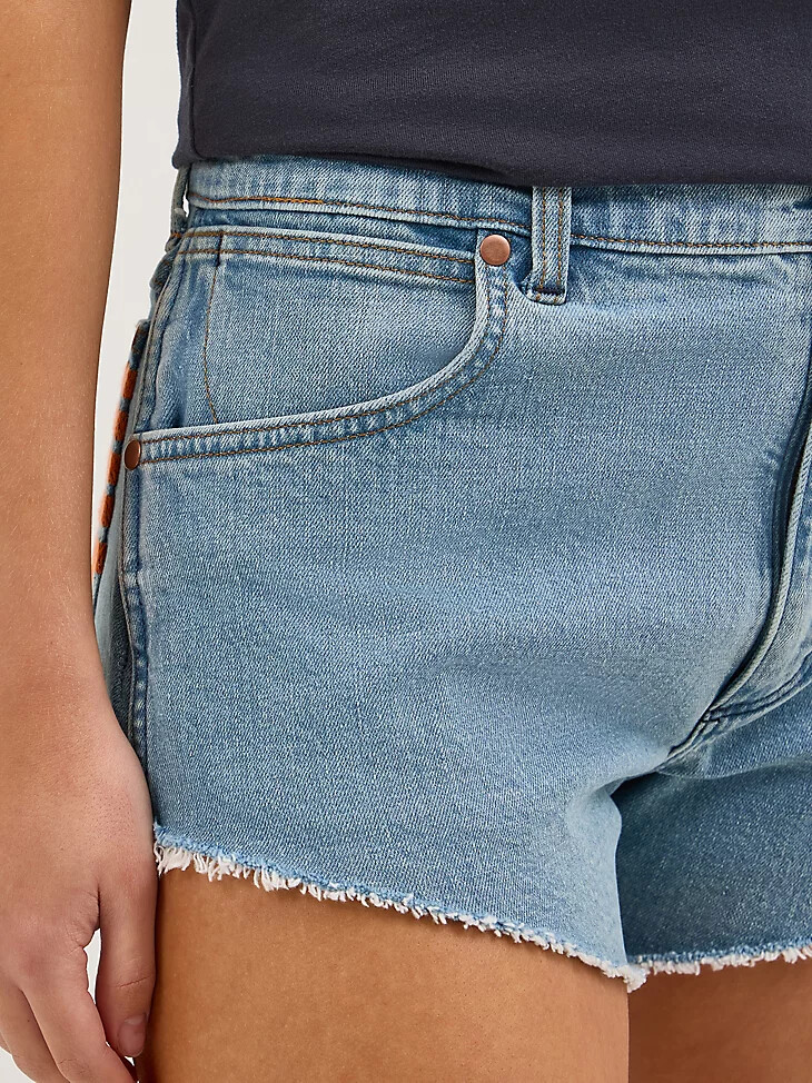 pantaloncini corti rivisitati wrangler x whataburger lavati al sole