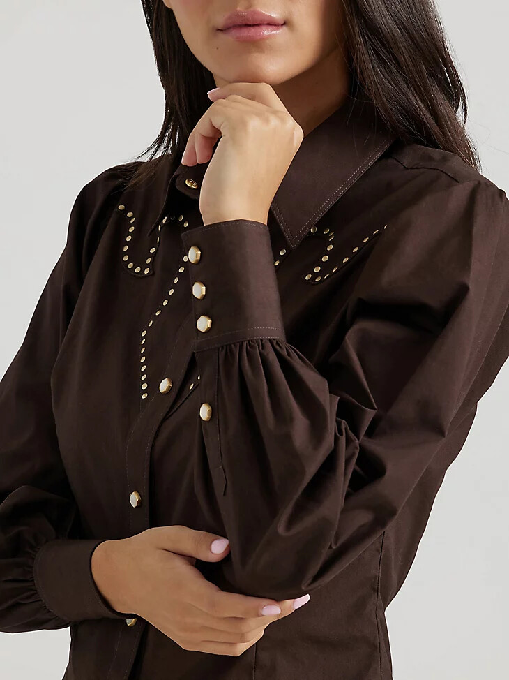 camicia rodeo wrangler x yellow rose di kendra scott colore talpa nero