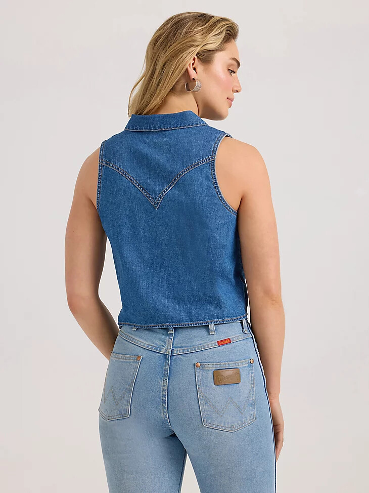 camicia da donna in denim senza maniche con nodo sul davanti lavaggio medio