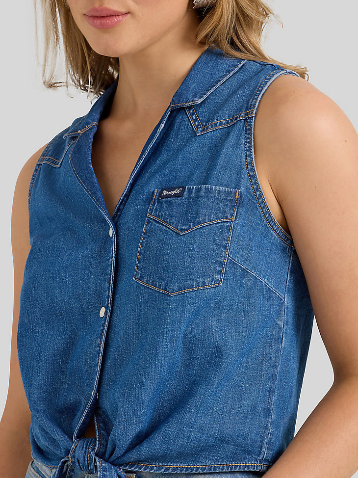camicia da donna in denim senza maniche con nodo sul davanti lavaggio medio