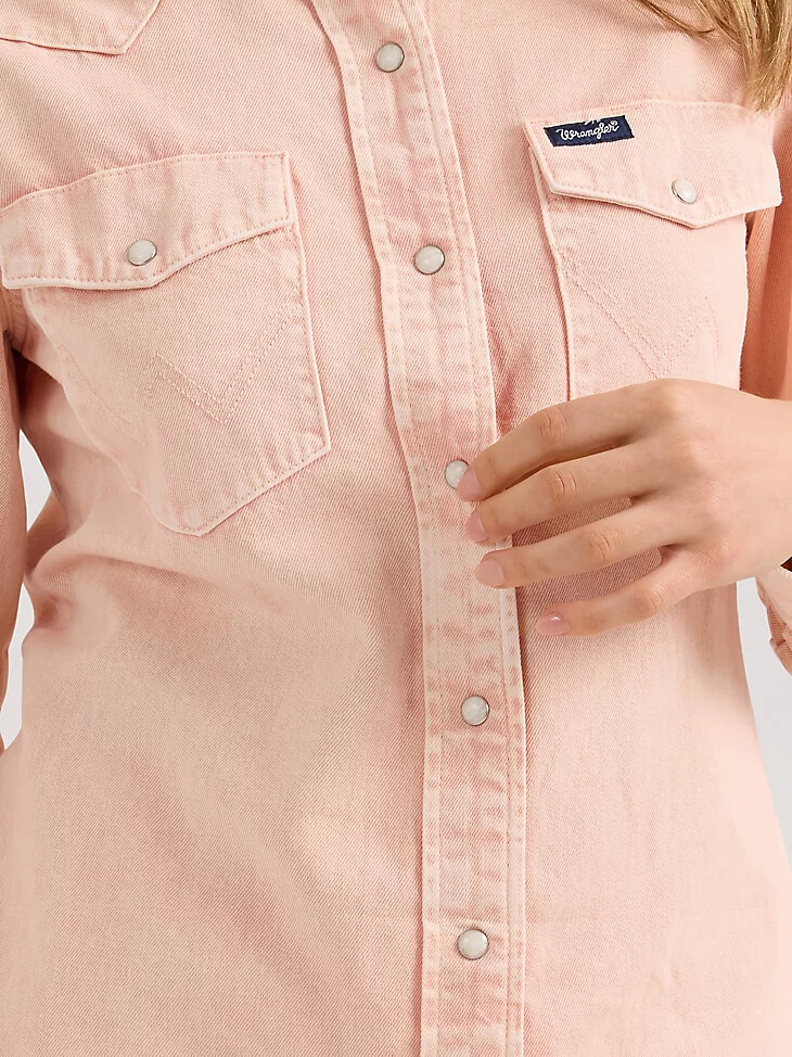 camicia da donna wrangler colorwash slim western snap rosa