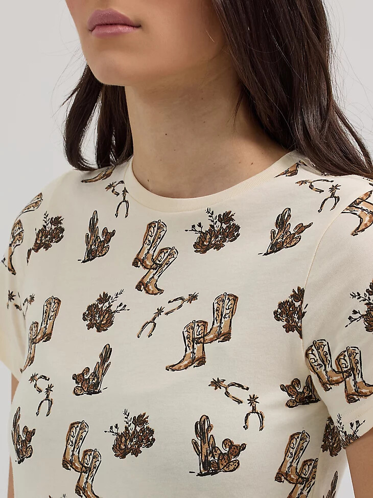 stivali da donna wrangler jacquard allover print slim tee color crema