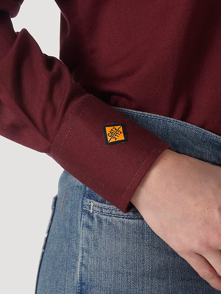 camicia da lavoro a maniche lunghe ignifuga wrangler fr da donna colore bordeaux