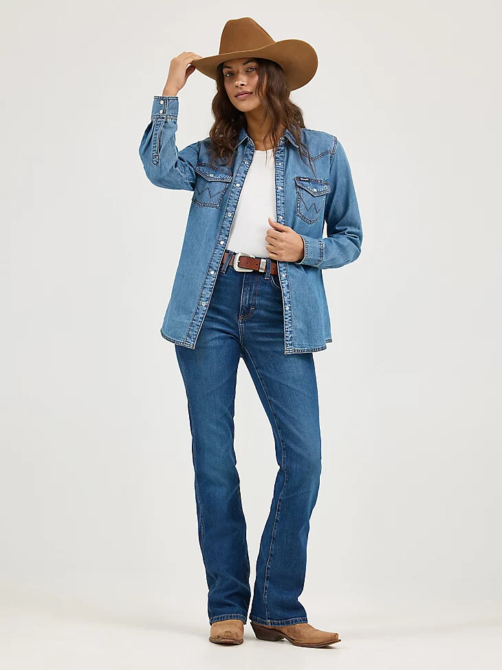 camicia da donna in denim con bottoni a pressione in stile western a maniche lunghe in denim medio