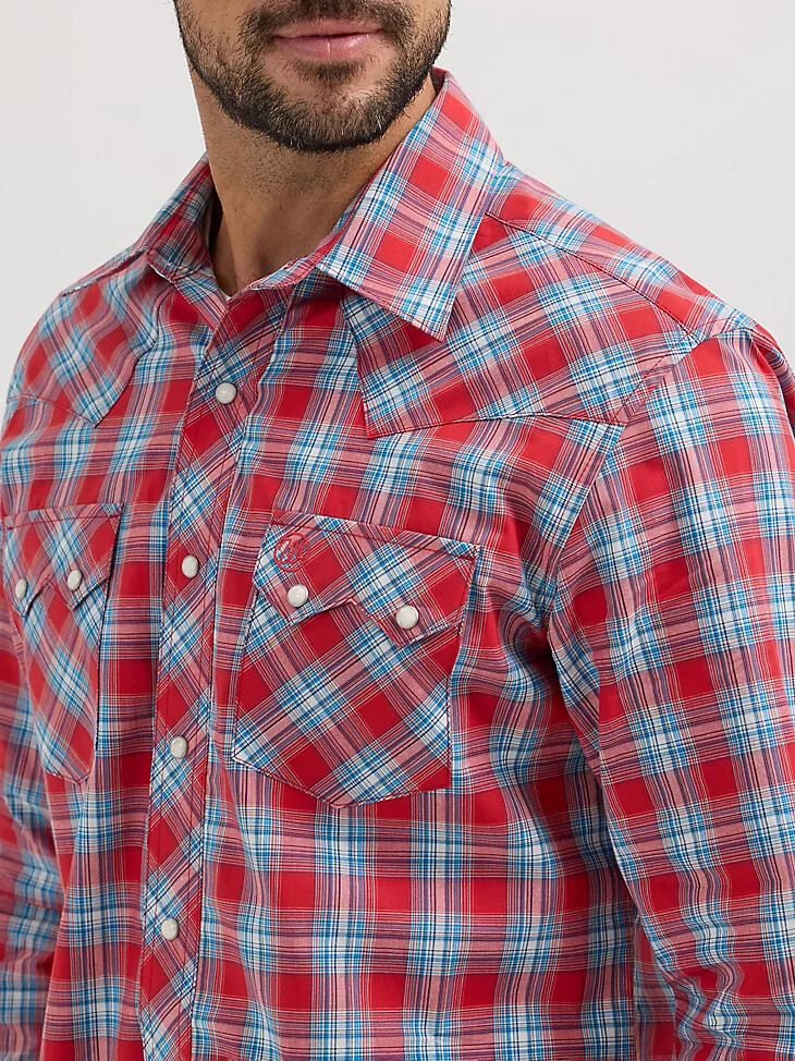 camicia western da uomo wrangler retro a maniche lunghe con bottoni a pressione e tasca a dente di sega rosso ciliegia