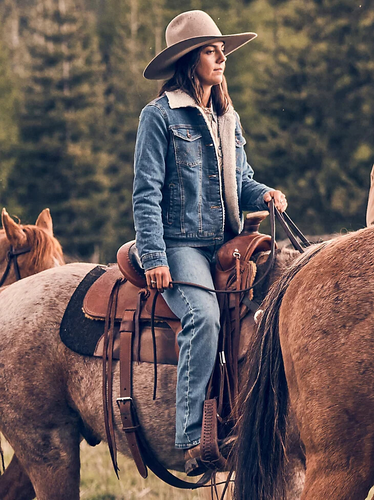 giacca in denim western foderata in sherpa wrangler retro da donna in denim