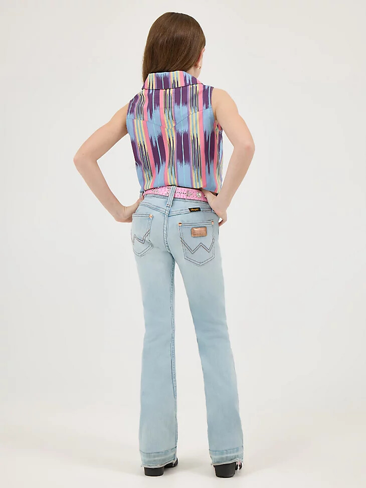 stivali da bambina wrangler x lainey wilson con orlo grezzo lavaggio blu candeggina