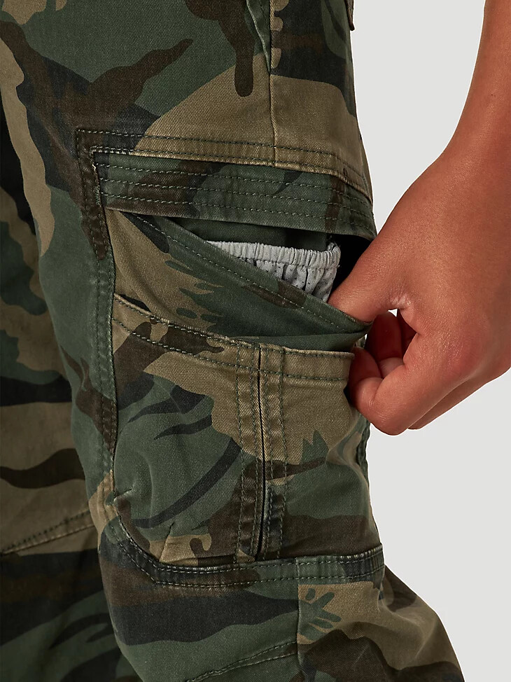 pantaloni cargo da ragazzo wrangler free to stretch gamer husky mimetici verde foresta