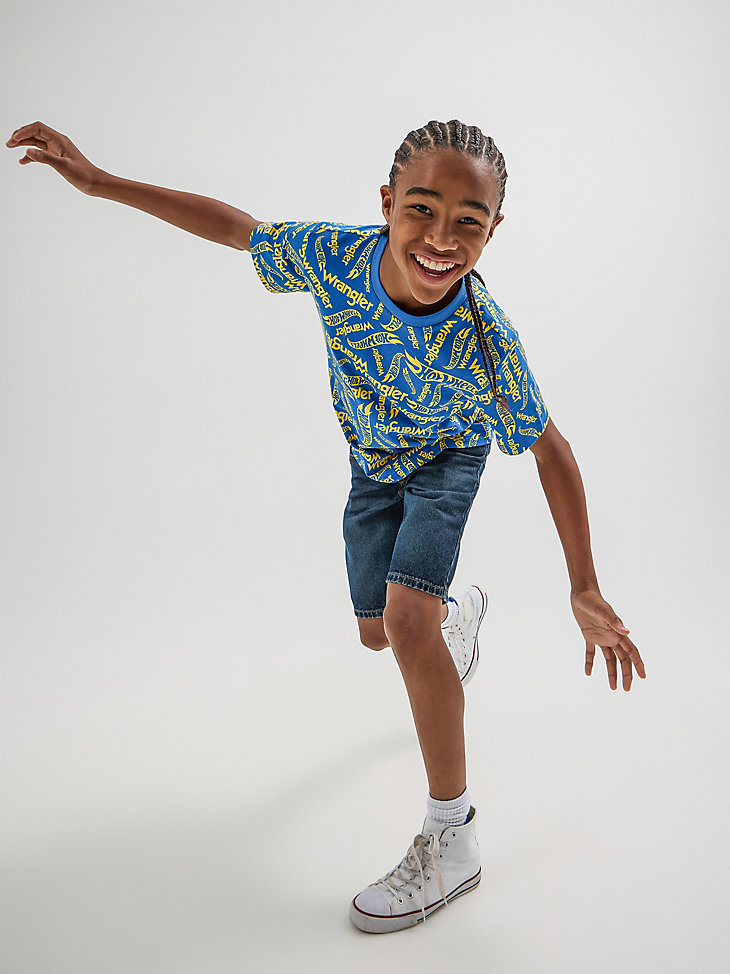 t-shirt con logo wrangler x hot wheels da bambino blu