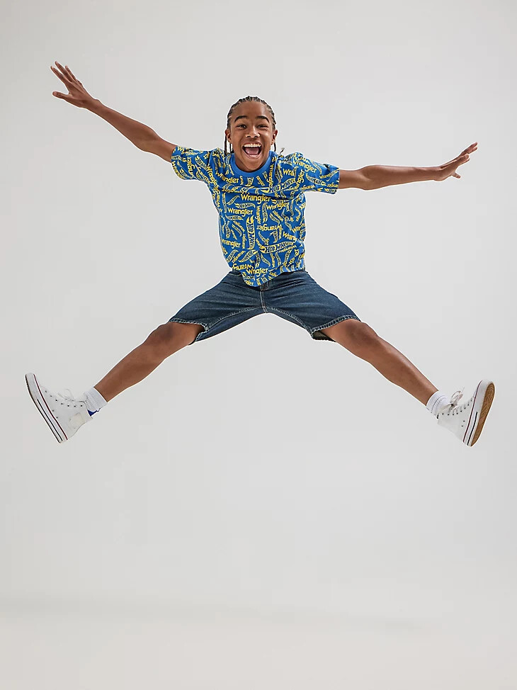 t-shirt con logo wrangler x hot wheels da bambino blu