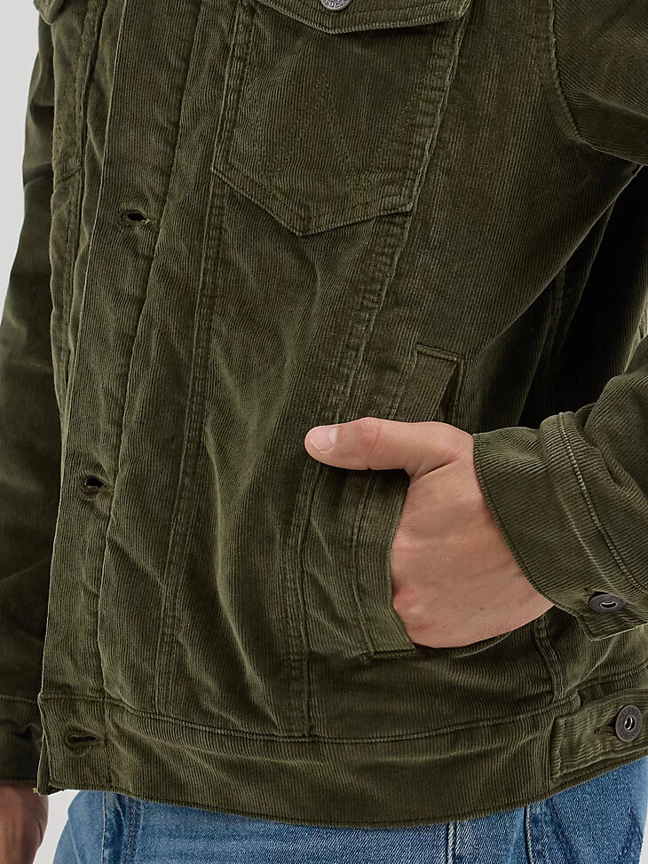 giacca da camionista in velluto a coste con fodera in sherpa wrangler da uomo colore oliva notte