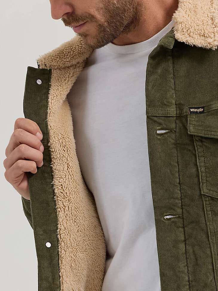 giacca da camionista in velluto a coste con fodera in sherpa wrangler da uomo colore oliva notte
