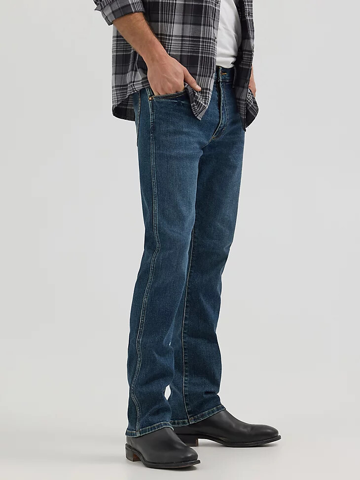 jeans classici da uomo con gambale zoppicante