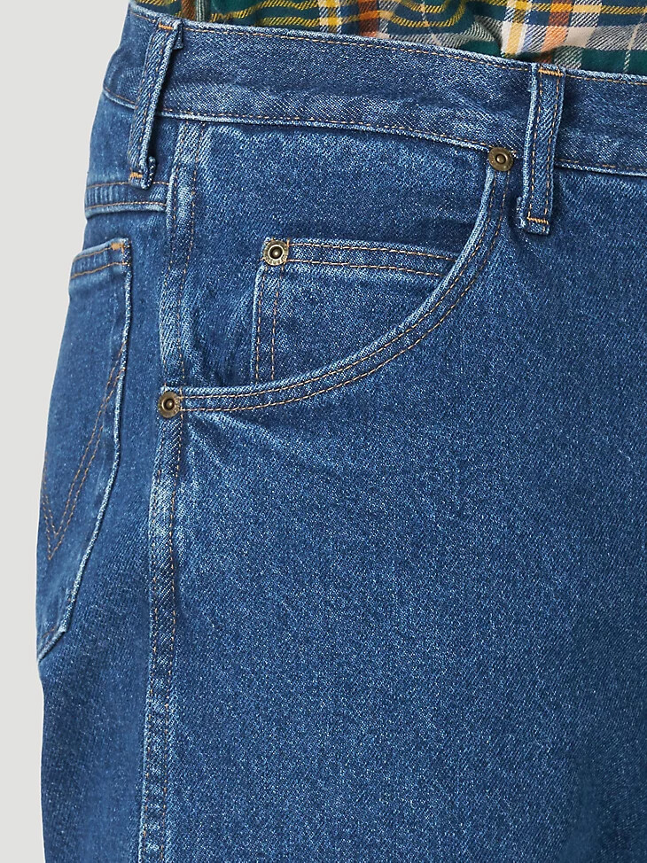 jeans wrangler rugged wear con fodera in pile e vestibilità rilassata lavaggio stonewash