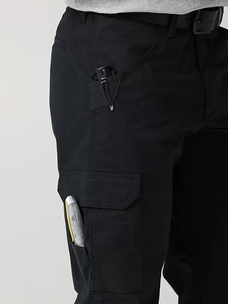 pantaloni cargo in twill wrangler workwear nero corvino