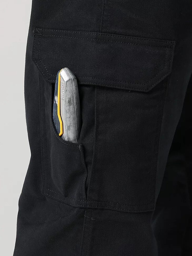 pantaloni cargo in twill wrangler workwear nero corvino