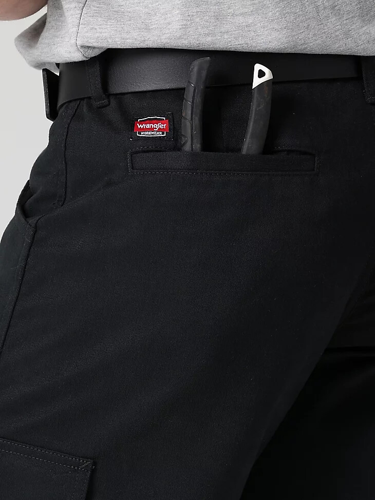pantaloni cargo in twill wrangler workwear nero corvino