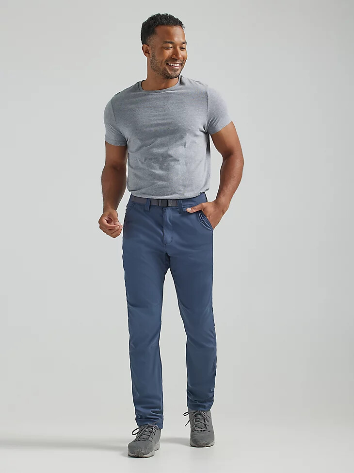 pantaloni da jogging wrangler atg wyoming trail da uomo blu notte