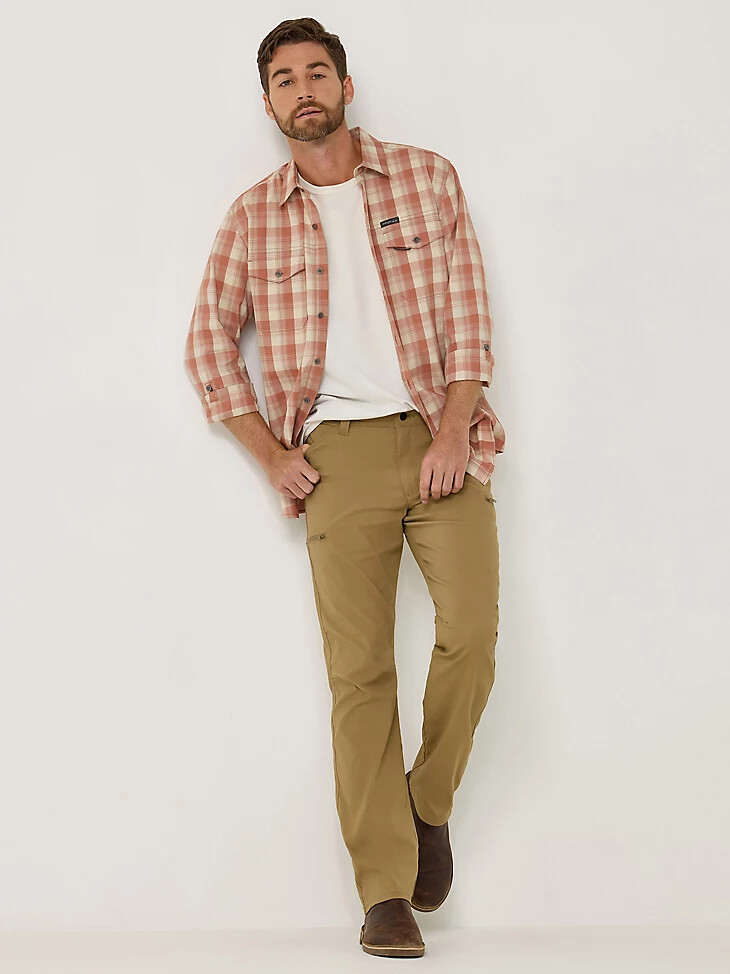 pantaloni cargo da uomo wrangler flex waist outdoor elmwood