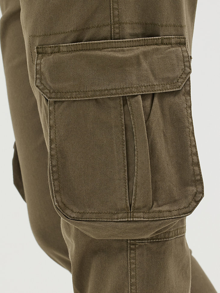 pantaloni cargo affusolati wrangler flex da uomo verde pino
