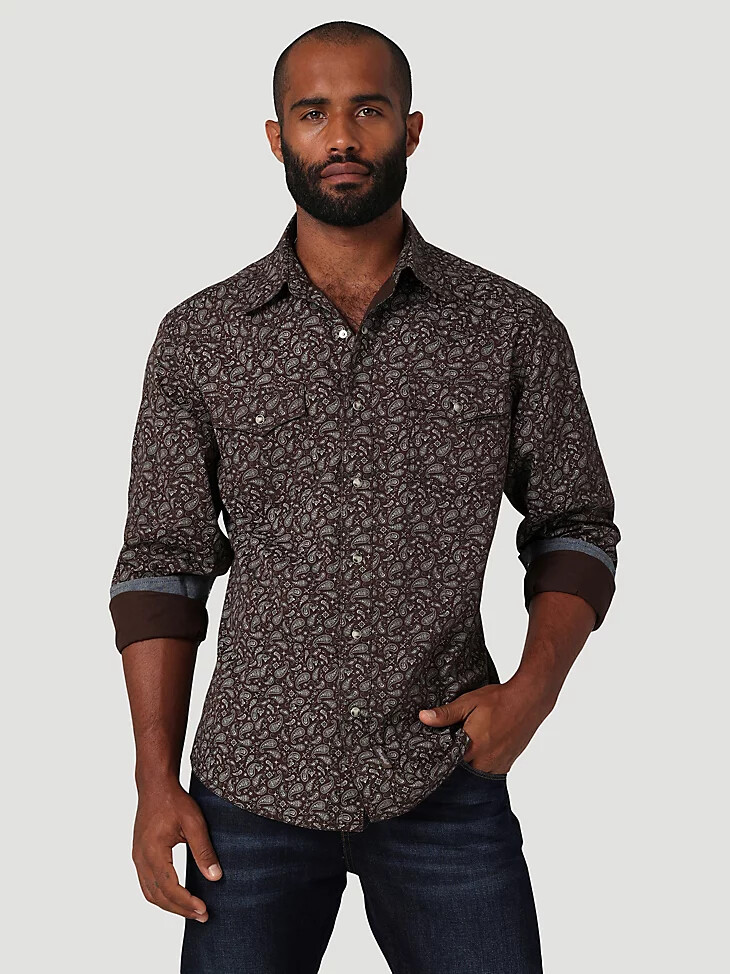 camicia da uomo wrangler retro premium western con stampa a scatto marrone paisley