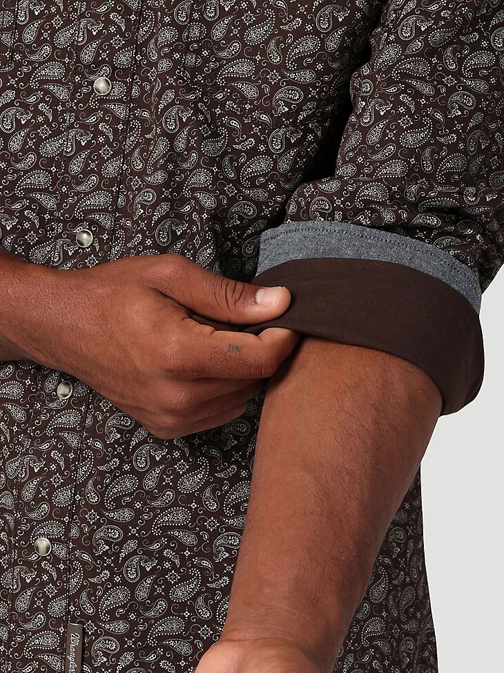 camicia da uomo wrangler retro premium western con stampa a scatto marrone paisley