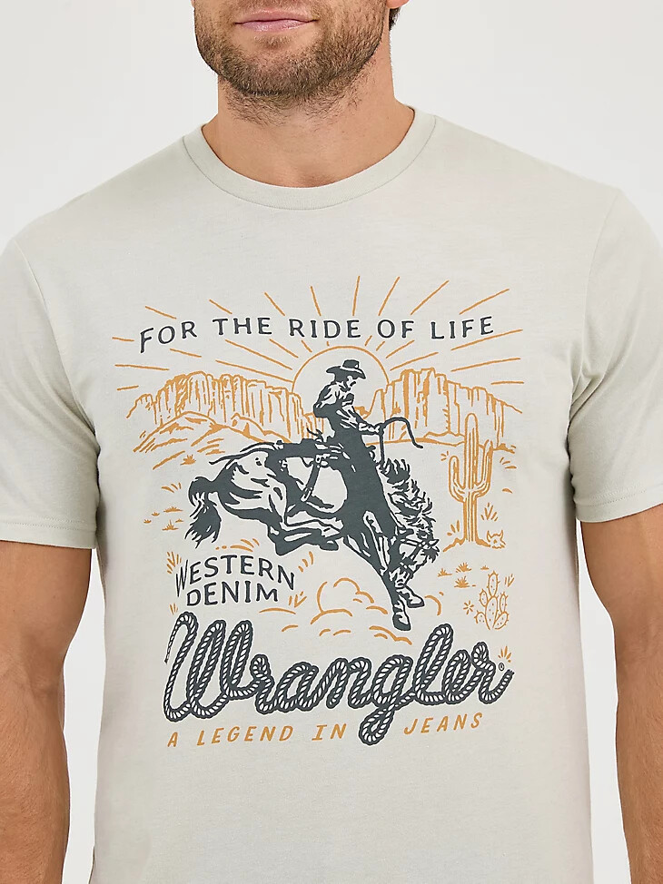 maglietta grafica da uomo con cavallo che salta bianco sporco
