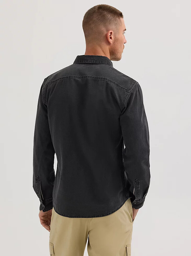 camicia da uomo in denim slim con bottoni automatici sul davanti nera