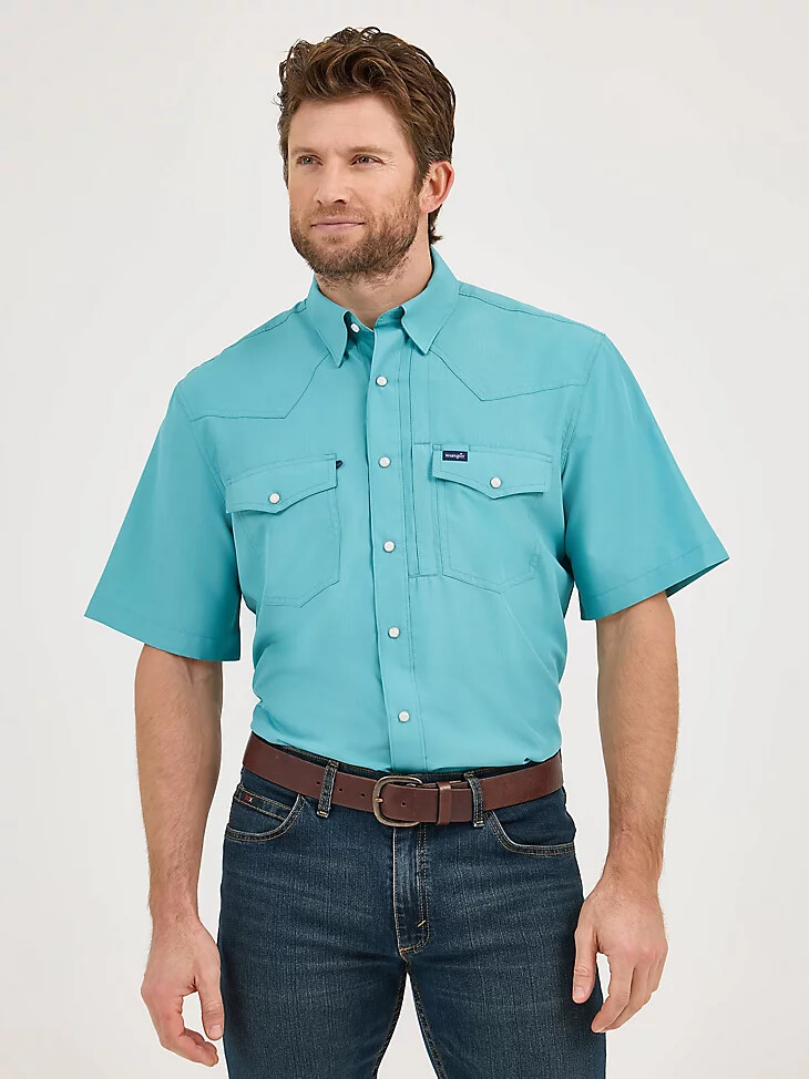 camicia a maniche corte da uomo wrangler performance snap tinta unita color verde acqua tenue