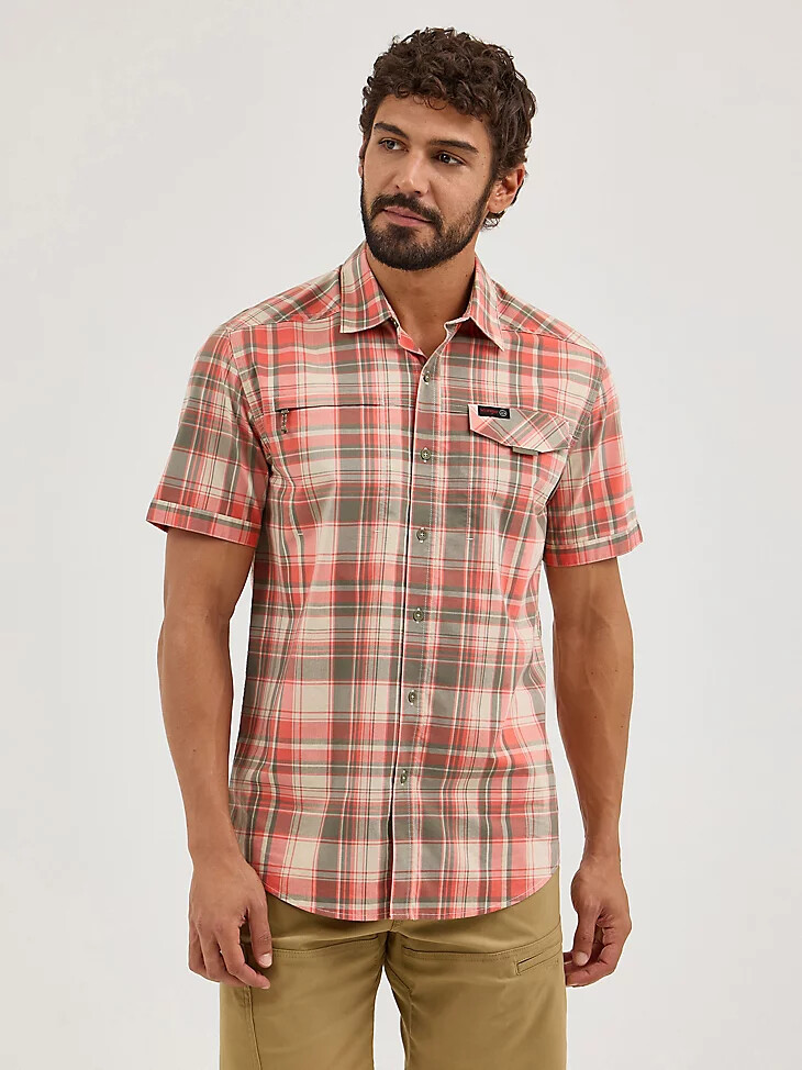 camicia a quadri con tasca e cerniera in cedro da uomo wrangler atg corallo