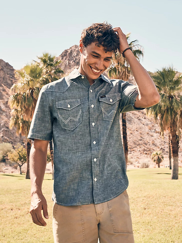 camicia da uomo a maniche corte in chambray vintage scuro