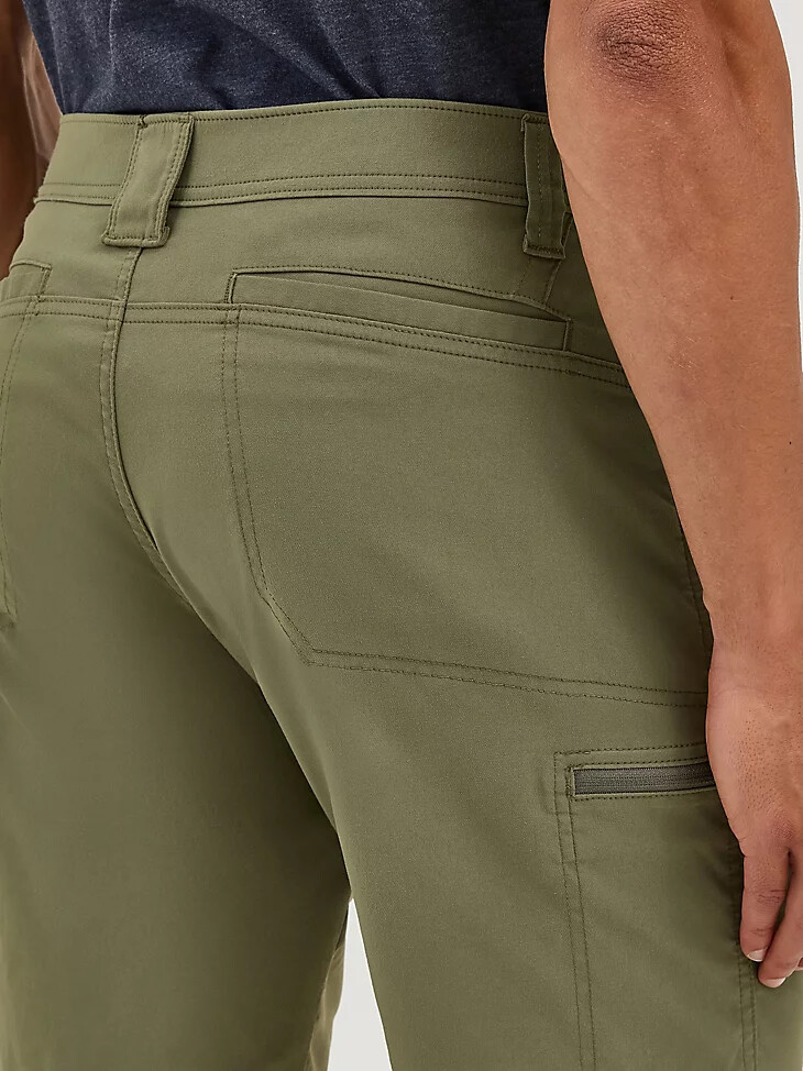 pantaloncini cargo all terrain da uomo color oliva polveroso